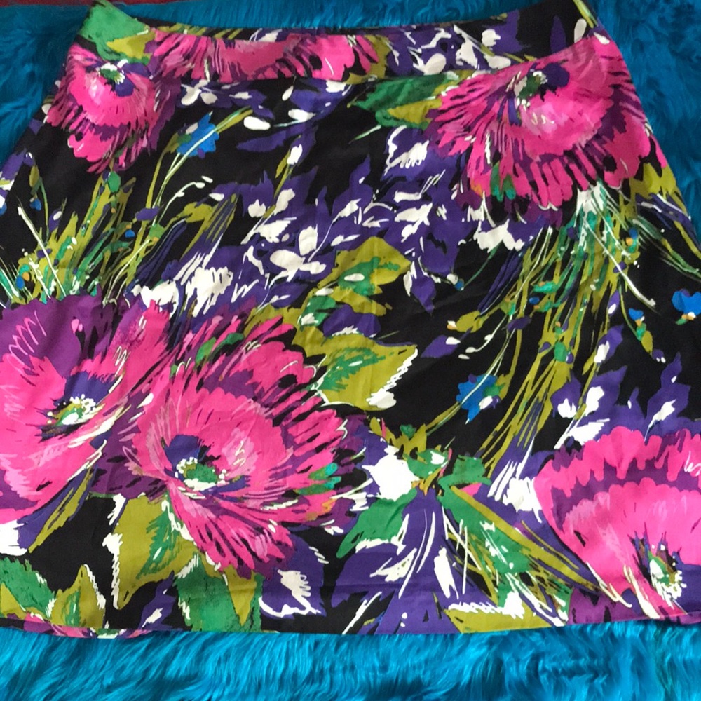 Pretty multicolor Floral Midi Skirt